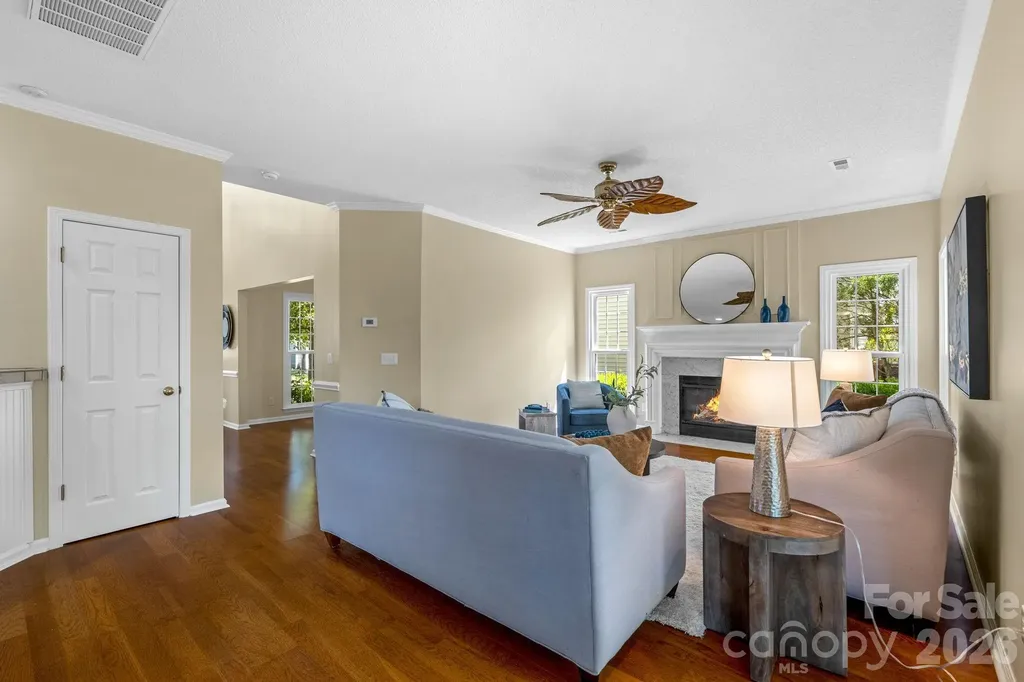 8501 Tonawanda Drive Charlotte NC 28277