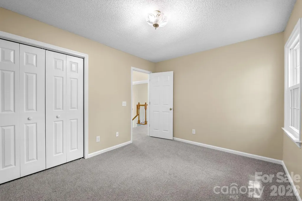 8501 Tonawanda Drive Charlotte NC 28277