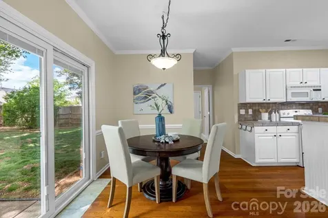 8501 Tonawanda Drive Charlotte NC 28277