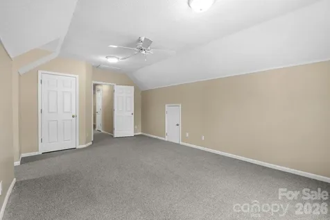 8501 Tonawanda Drive Charlotte NC 28277