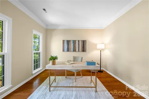 8501 Tonawanda Drive Charlotte NC 28277