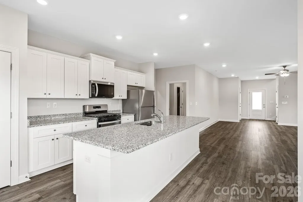 6516 Fairford Drive Charlotte NC 28215