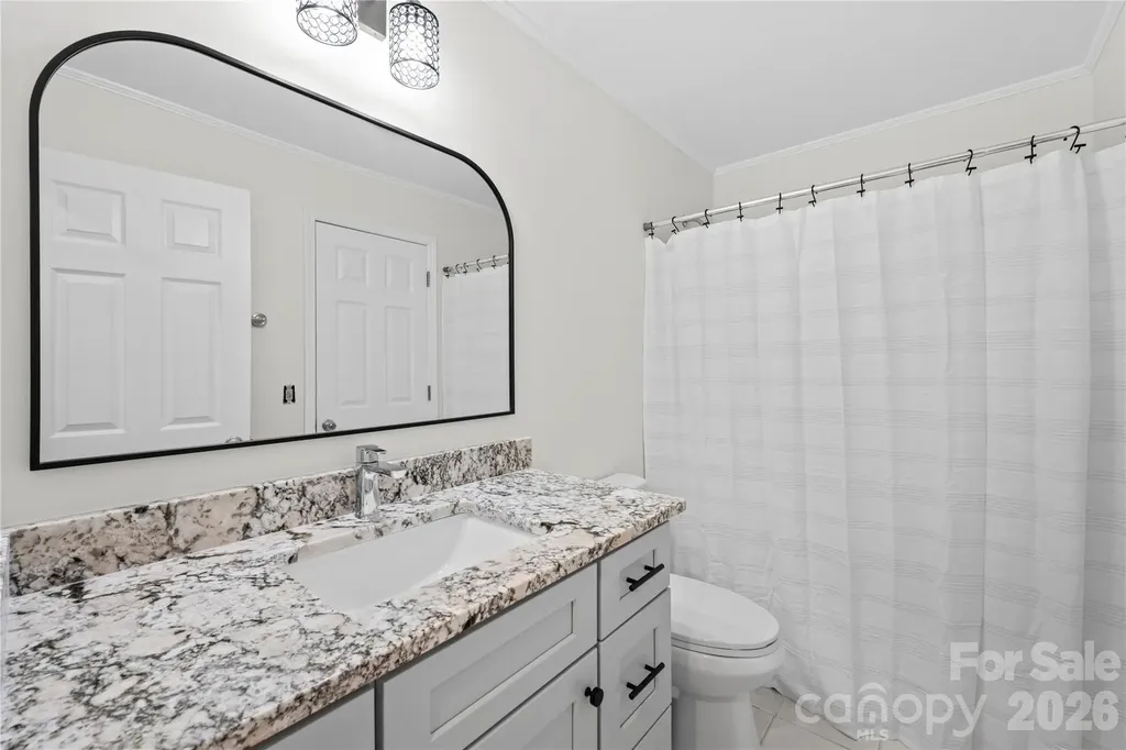 10 Orchard Place Weaverville NC 28787