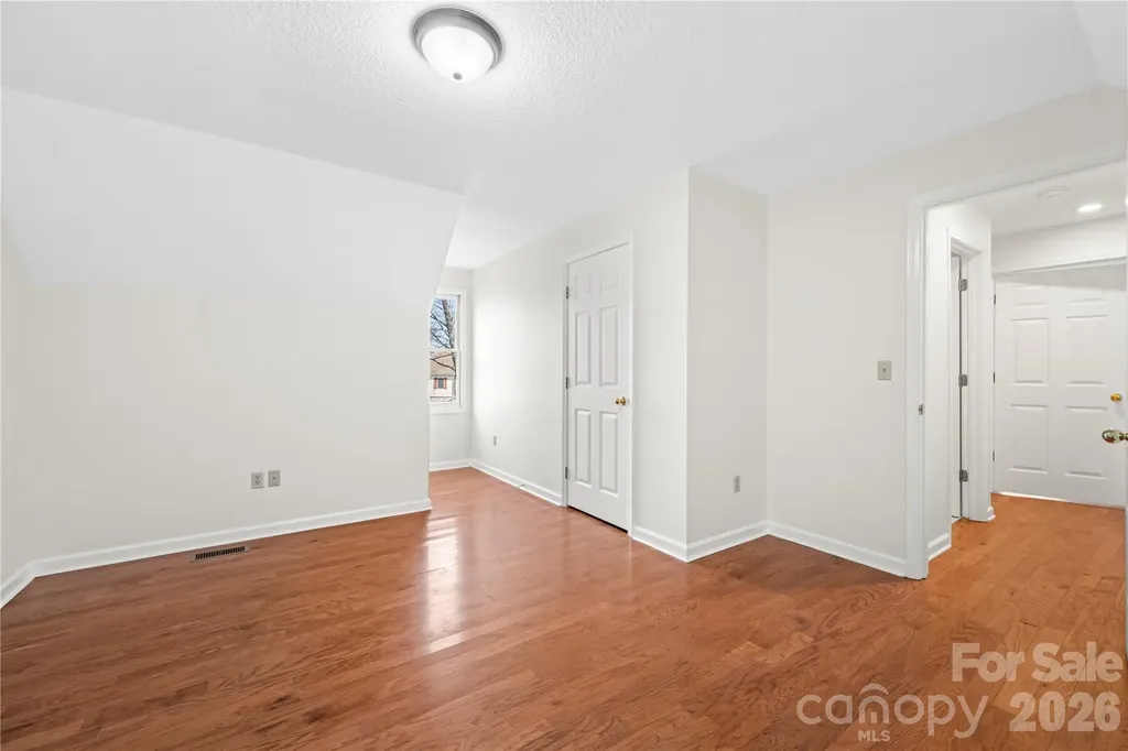 10 Orchard Place Weaverville NC 28787