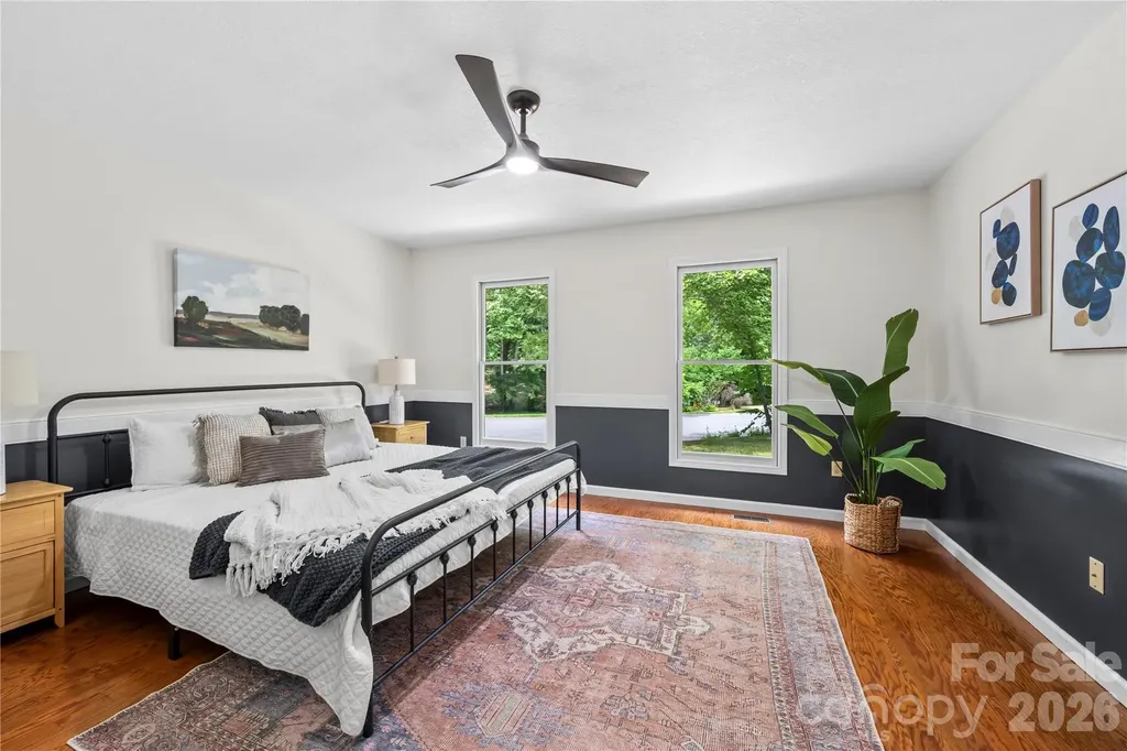 10 Orchard Place Weaverville NC 28787