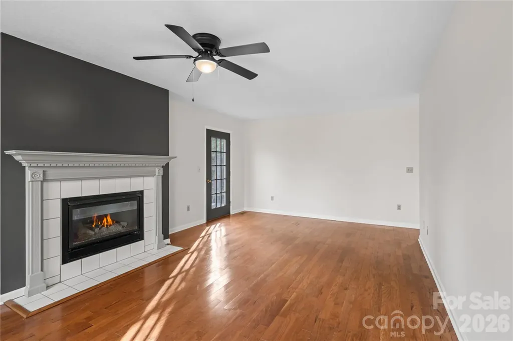 10 Orchard Place Weaverville NC 28787