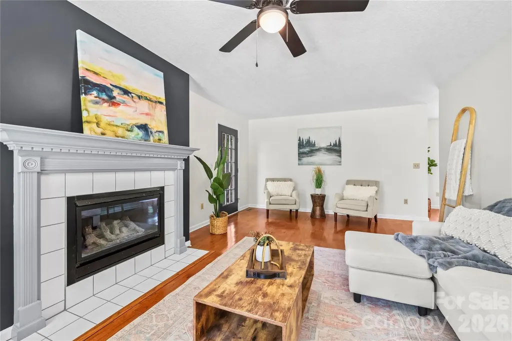 10 Orchard Place Weaverville NC 28787