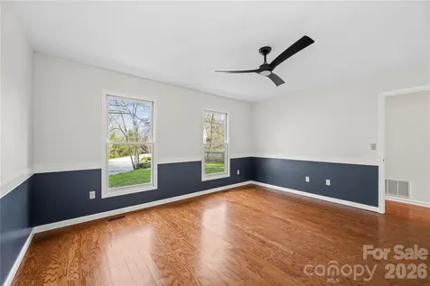 10 Orchard Place Weaverville NC 28787