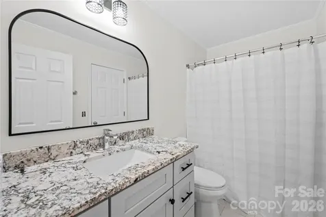 10 Orchard Place Weaverville NC 28787