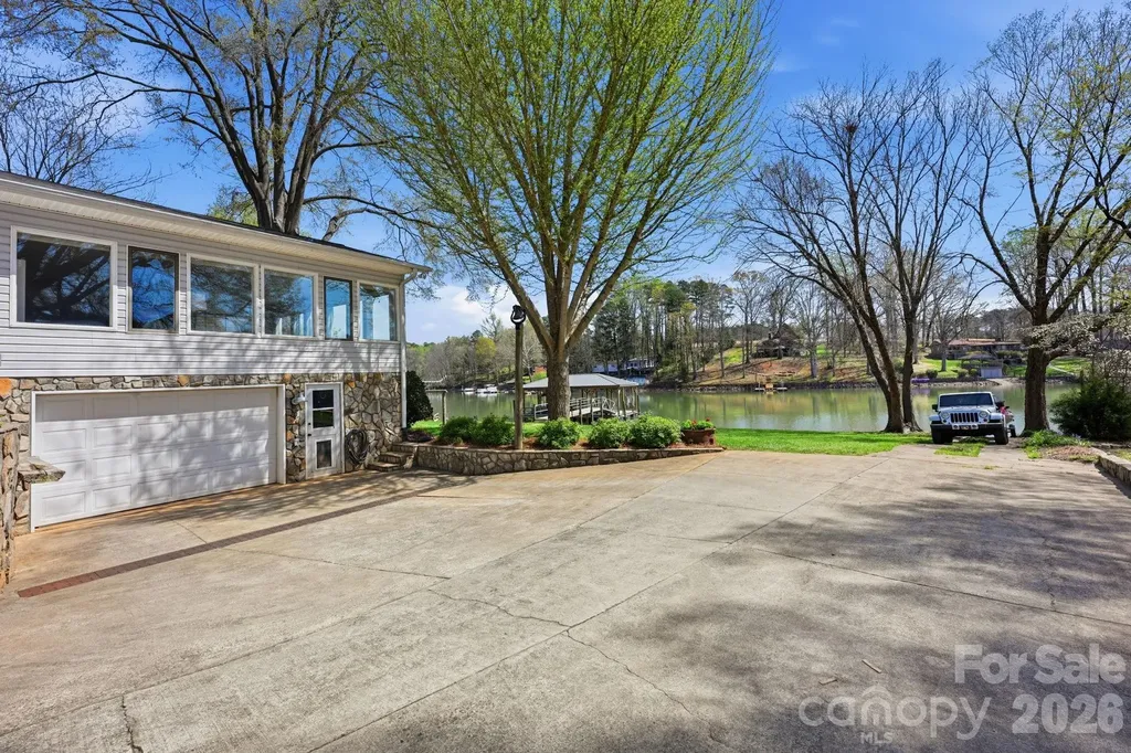 3832 Swanson Road Sherrills Ford NC 28673