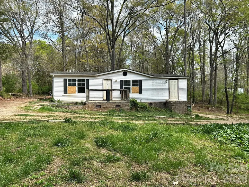 2137 Plumcrest Lane Clover SC 29710