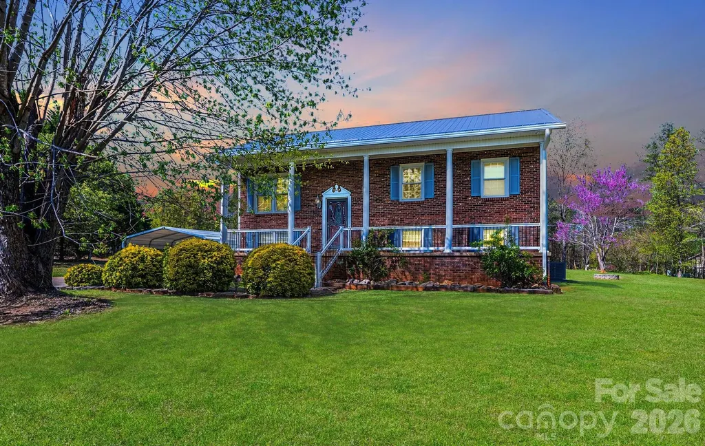 2681 Tumbleweed Drive Lenoir NC 28645