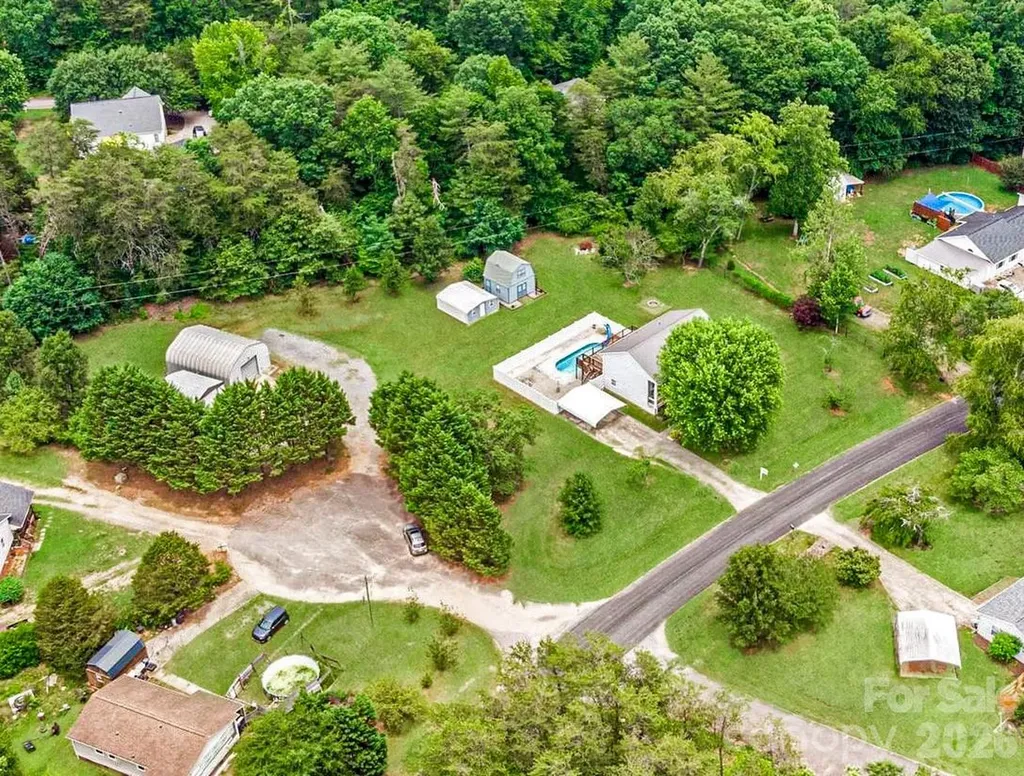 2681 Tumbleweed Drive Lenoir NC 28645