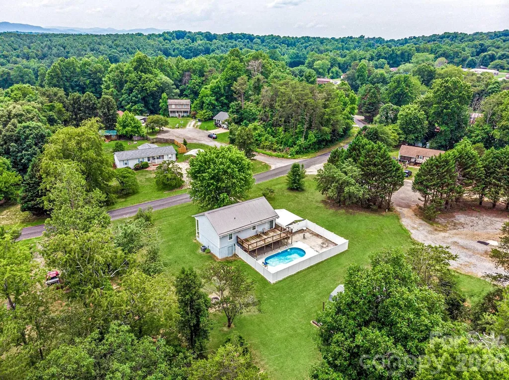2681 Tumbleweed Drive Lenoir NC 28645