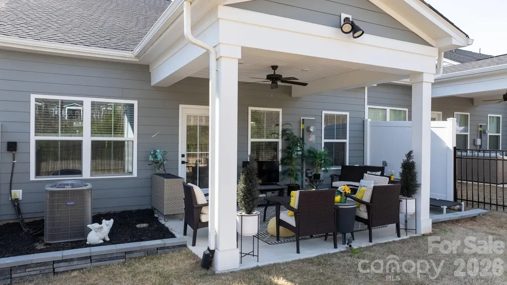 910 Prince Garrett Way Denver NC 28037