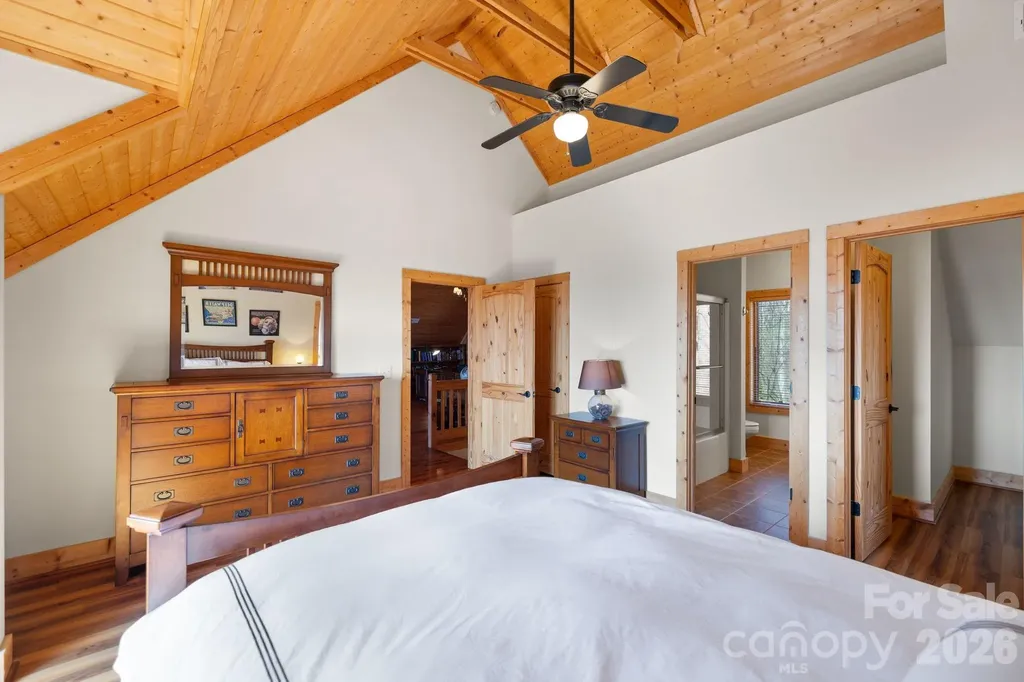 277 Kestrel Court Sapphire NC 28774