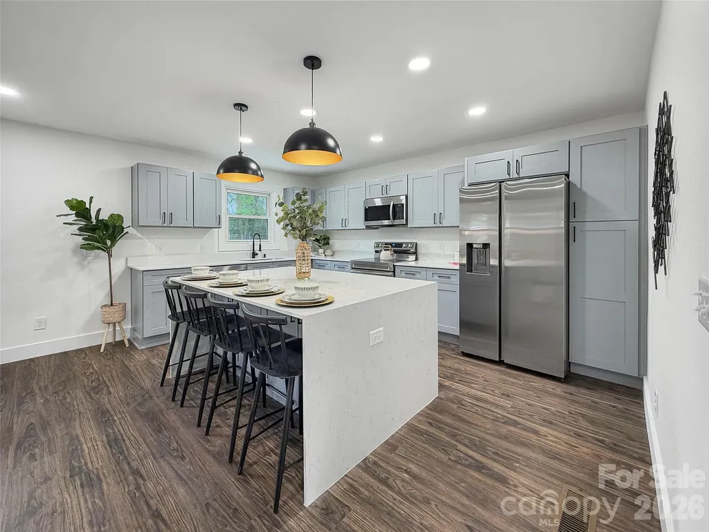 4330 Colebrook Road Charlotte NC 28215