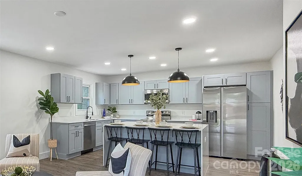 4330 Colebrook Road Charlotte NC 28215