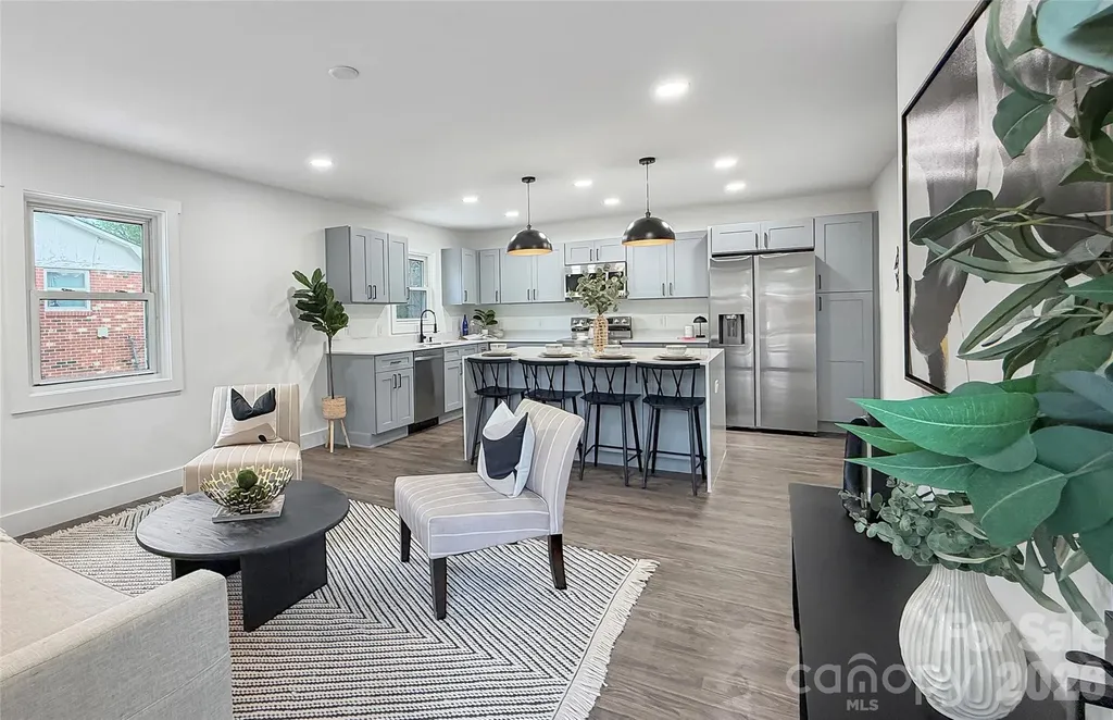 4330 Colebrook Road Charlotte NC 28215
