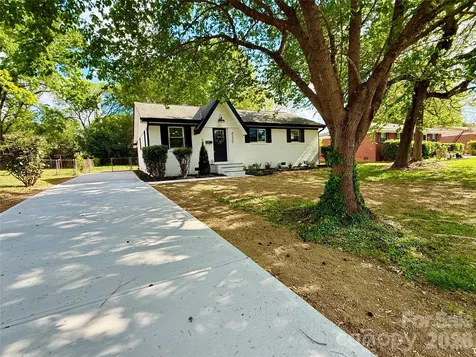 4330 Colebrook Road Charlotte NC 28215
