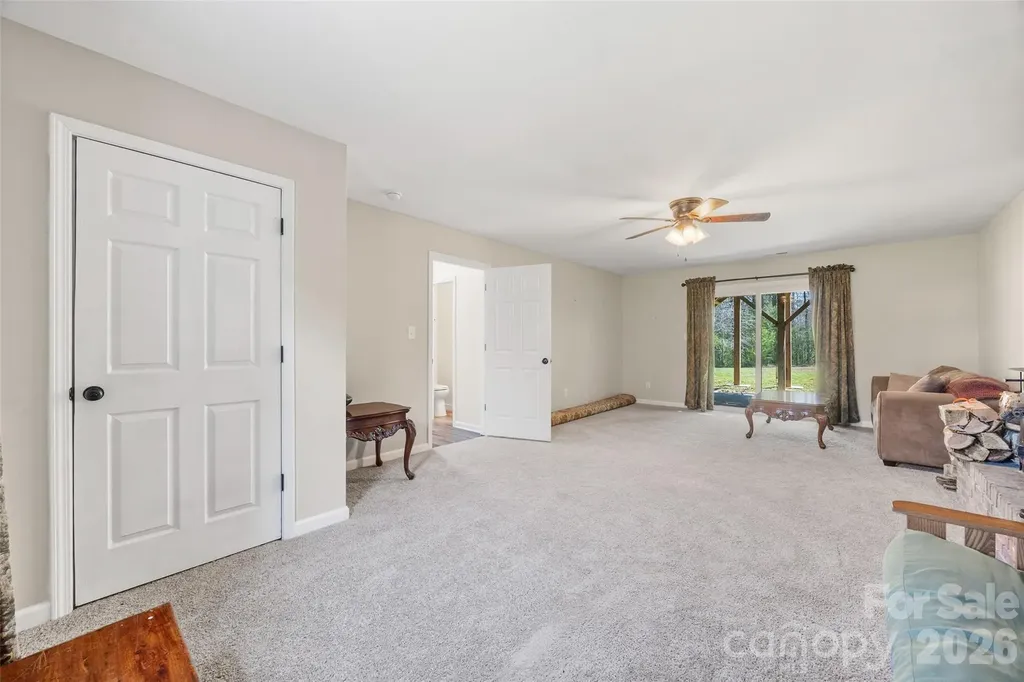 4206 Wimbledon Drive Dallas NC 28034