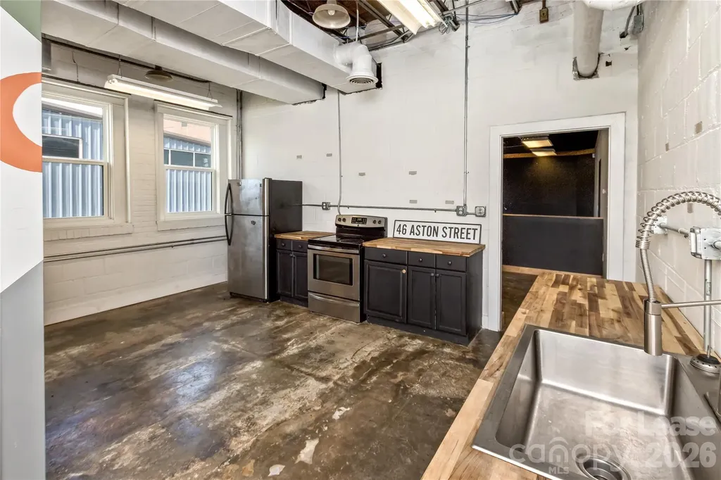 46 Aston Street Asheville NC 28801