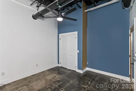 46 Aston Street Asheville NC 28801