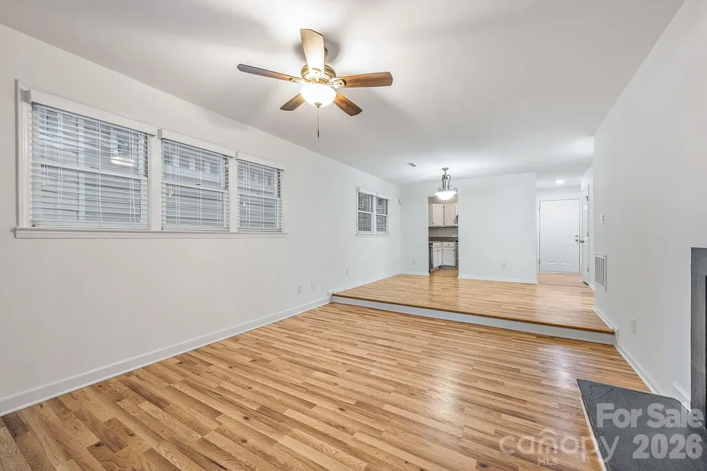 2715 Selwyn Avenue Charlotte NC 28209