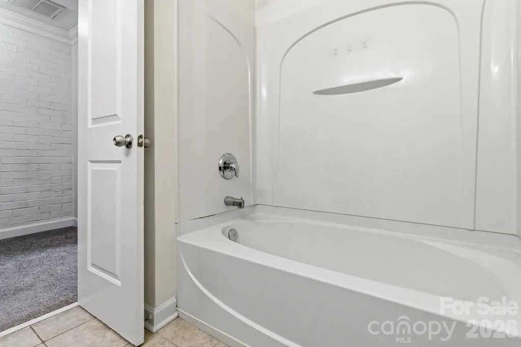 1336 Green Oaks Lane Charlotte NC 28205