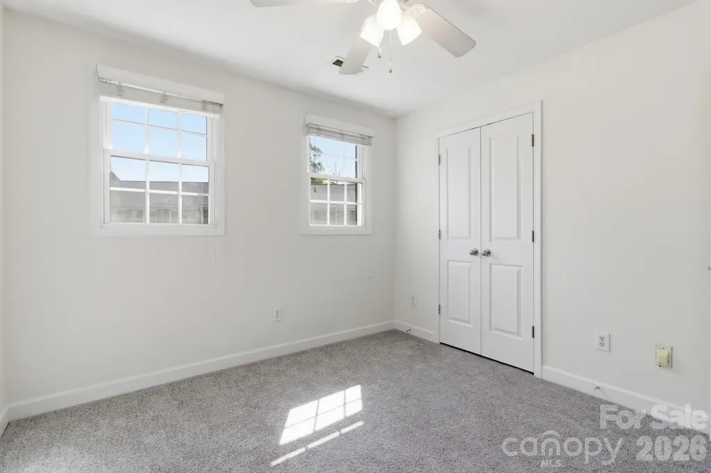 1336 Green Oaks Lane Charlotte NC 28205