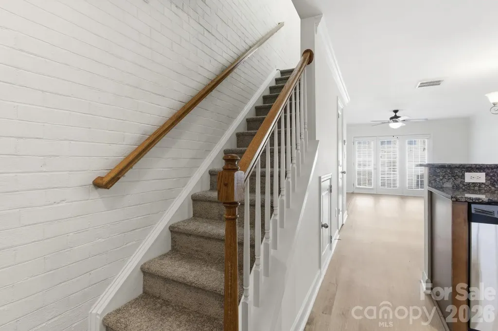 1336 Green Oaks Lane Charlotte NC 28205