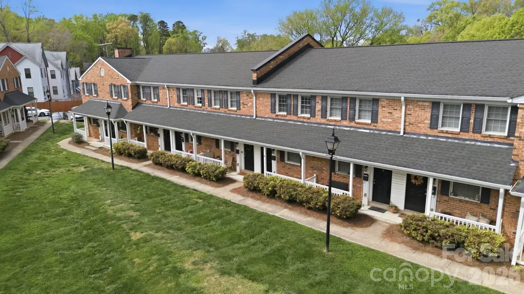 1336 Green Oaks Lane Charlotte NC 28205