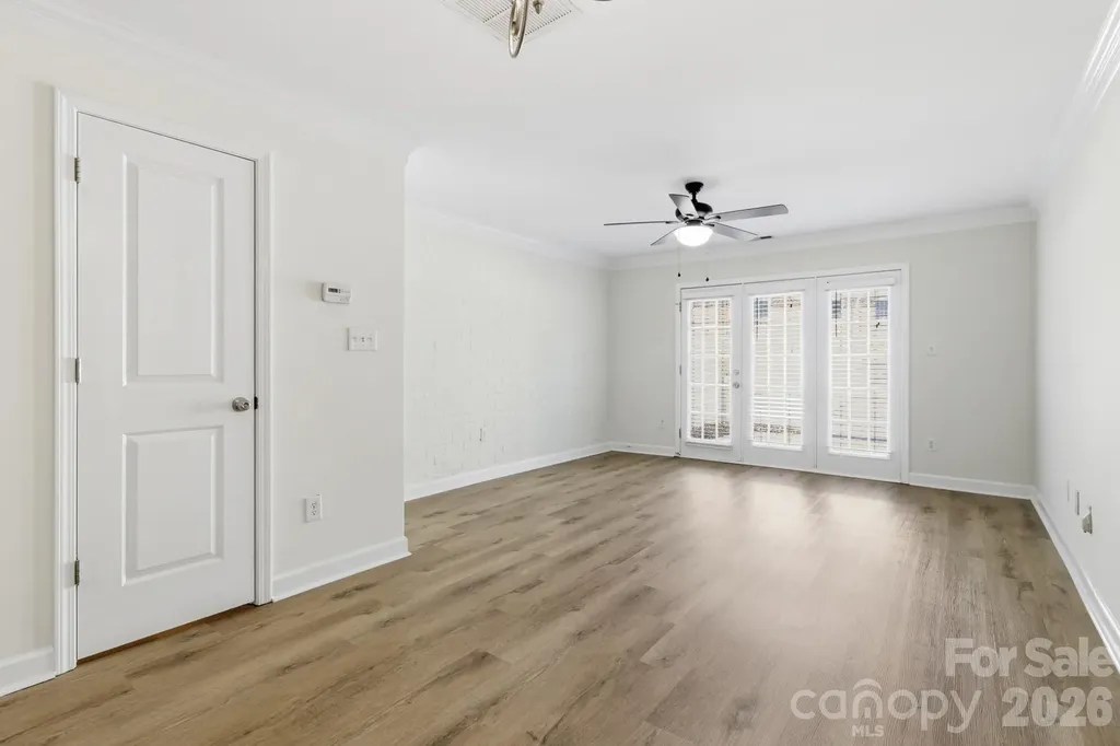 1336 Green Oaks Lane Charlotte NC 28205