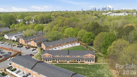 1336 Green Oaks Lane Charlotte NC 28205