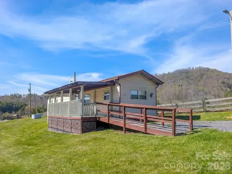 107 Mockingbird Lane Burnsville NC 28714