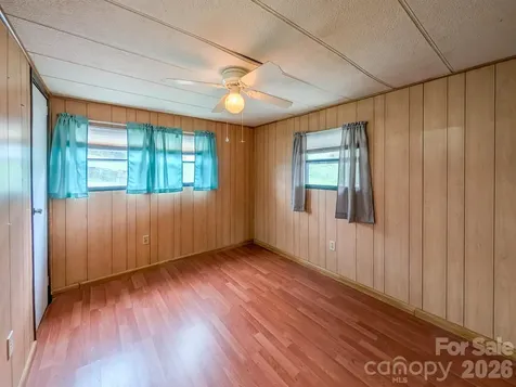 107 Mockingbird Lane Burnsville NC 28714