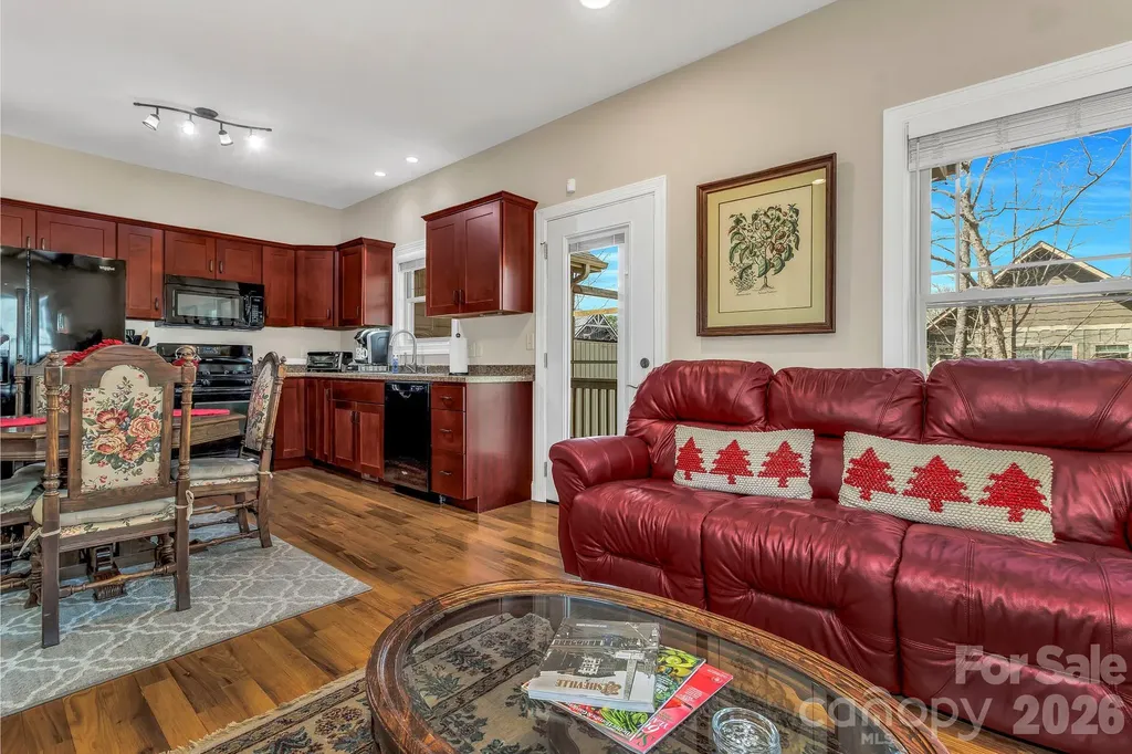 122 Craggy Street Black Mountain NC 28711