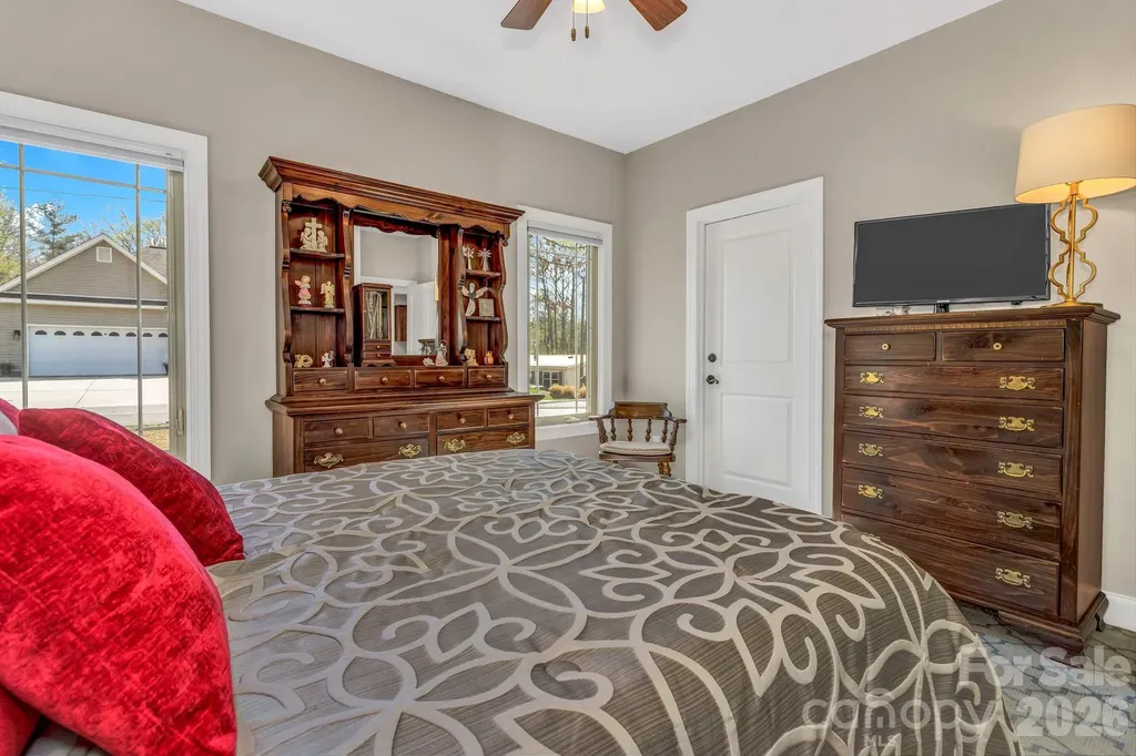 122 Craggy Street Black Mountain NC 28711