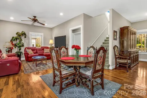 122 Craggy Street Black Mountain NC 28711