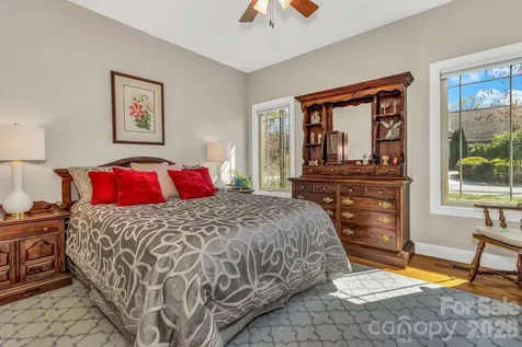 122 Craggy Street Black Mountain NC 28711