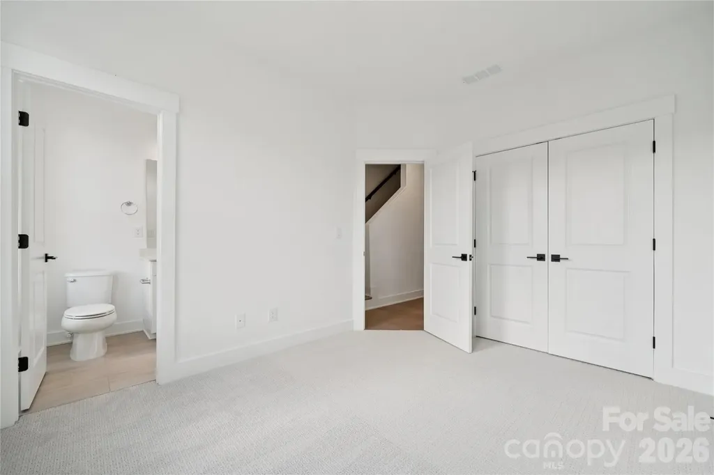 3656 S Tryon Street Charlotte NC 28217