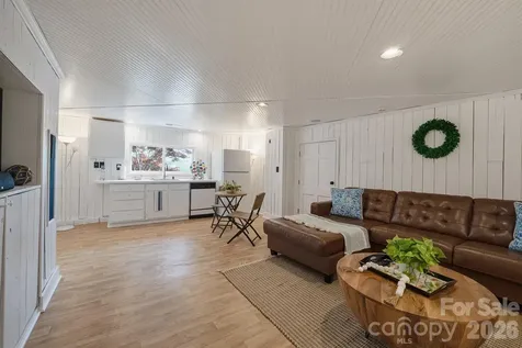 11808 Pleasant Wyatt Place Charlotte NC 28277