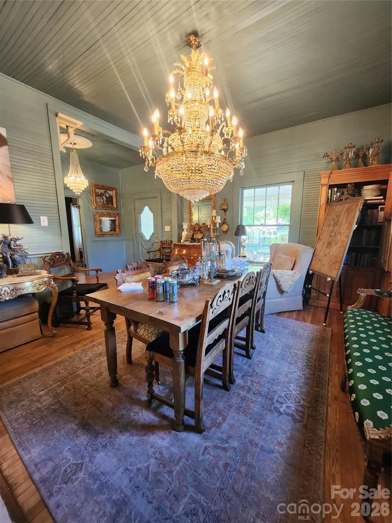208 Locust Street Kannapolis NC 28081