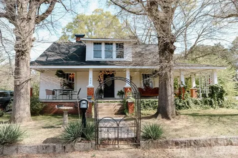 208 Locust Street Kannapolis NC 28081