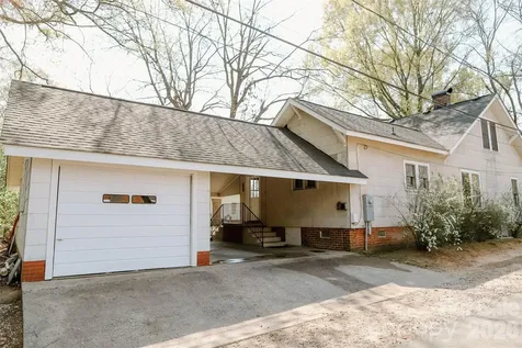 208 Locust Street Kannapolis NC 28081
