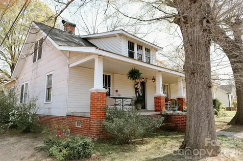 208 Locust Street Kannapolis NC 28081
