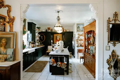 208 Locust Street Kannapolis NC 28081