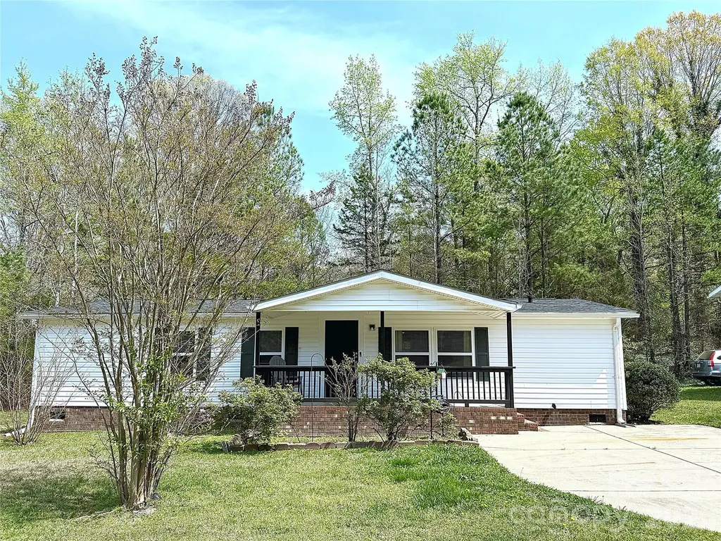 1332 Poplar Glen Drive Kannapolis NC 28083