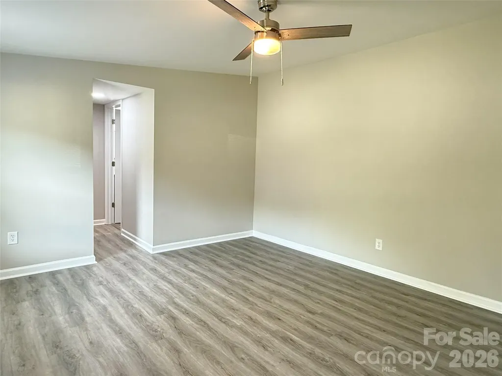 1332 Poplar Glen Drive Kannapolis NC 28083