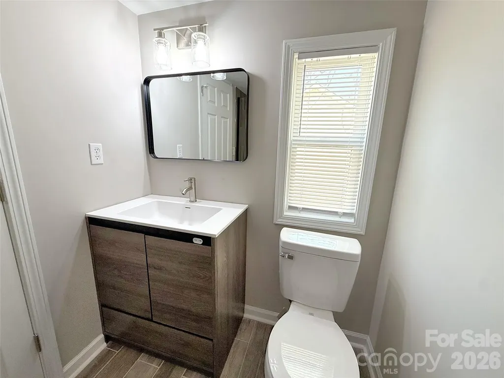 1332 Poplar Glen Drive Kannapolis NC 28083
